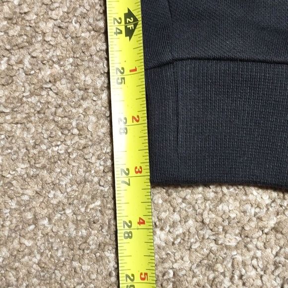 Puma pants size medium - Picture 12 of 12